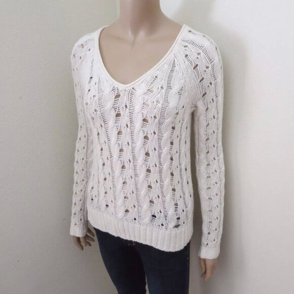 NEW Abercrombie Womens Open Stitch Knit V-Neck Sweater Size XS Top Shirt Cream - Picture 2 of 8